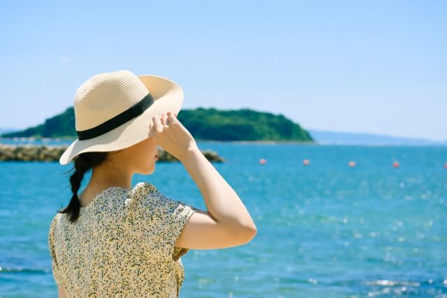 夏　海　日焼け　画像