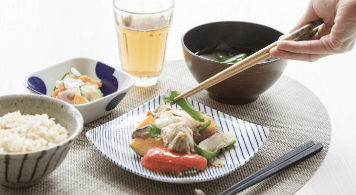 栄養バランスのとれた食事　写真